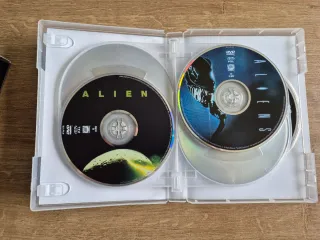 DVD Prometheus to Alien: The evolution