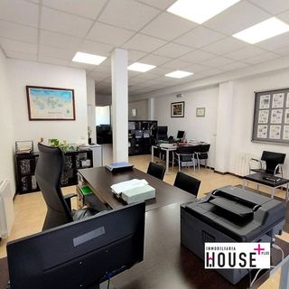 Local comercial en venta en Centro en Avilés