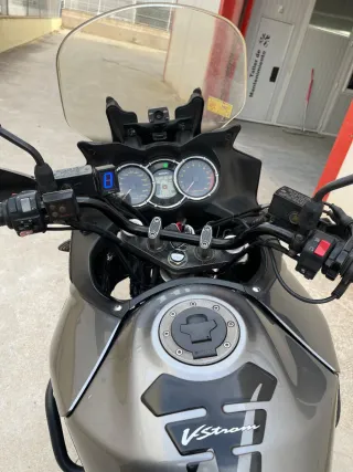 Suzuki V-Strom 1000 Adventure Moto