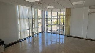 Nave industrial en alquiler en Pla de la Vallonga - Bacarot en Alicante