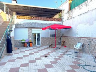 Casa adosada en venta en La Estación en Badajoz