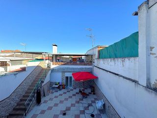 Casa adosada en venta en La Estación en Badajoz