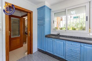 Chalet en venta en Zona Urbanizaciones en Alzira