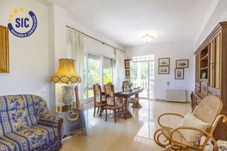 Chalet en venta en Zona Urbanizaciones en Alzira