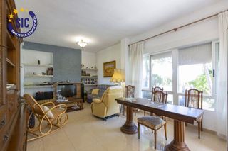 Chalet en venta en Zona Urbanizaciones en Alzira