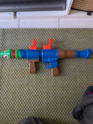Pistola de agua Fortnite