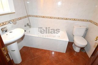 Edificio en venta en Vimianzo