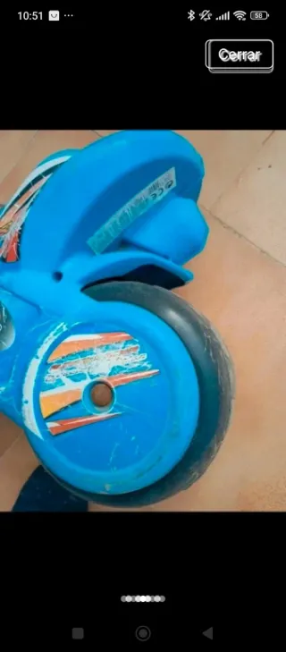 Moto infantil azul y roja