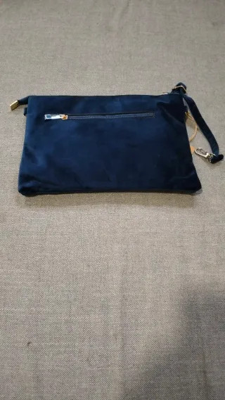 Bolso terciopelo azul con mariposa bordada (nuevo)