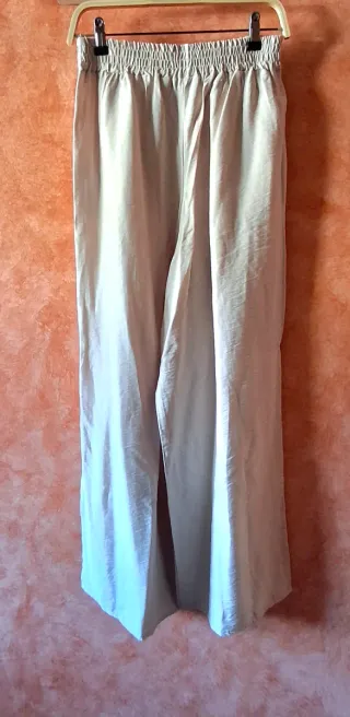 Pantalón Dqmane beige con volantes