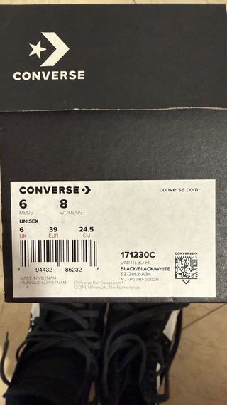 Converse negra estampada unisex