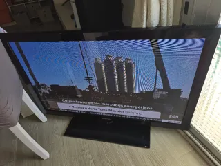 Televisión Samsung Negra 42"