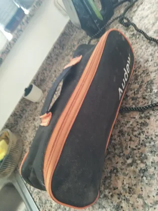 Aspirador de mano audew