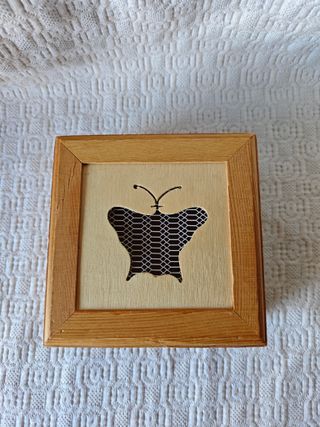 Caja grande madera forma mariposa almacenaje