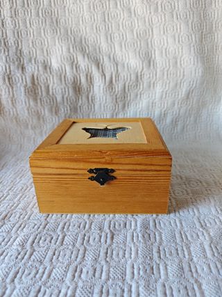 Caja grande madera forma mariposa almacenaje