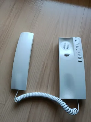 Telefonillo portero automático blanco