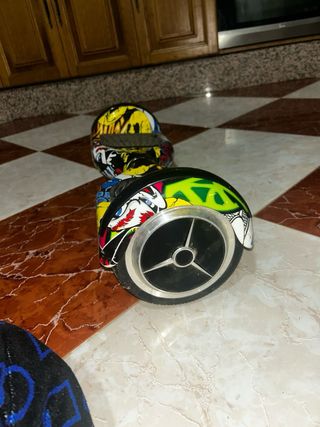 Hoverboard con diseño graffiti