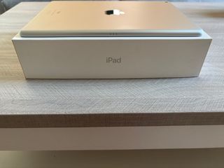 iPad 7ª Gen WiFi 32GB Plata