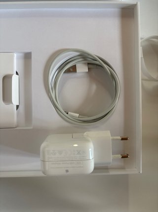 iPad 7ª Gen WiFi 32GB Plata