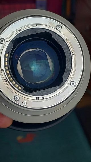 Sony FE 70-200mm f/2.8 OSS II