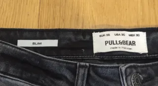 Pantalón vaquero Pull&Bear negro talla M