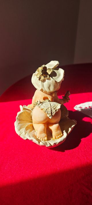 Statuina Ninfa dei Fiori con Farfalla