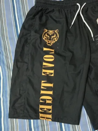 Pantalón corto hombre verano estampado tigre