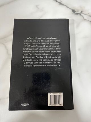 Luna nueva (Saga Crepúsculo 2)