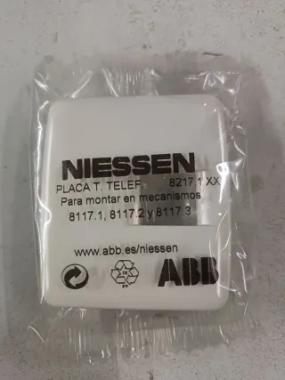 Tapa Toma Teléfono Niessen 8217.7 BM 10ud