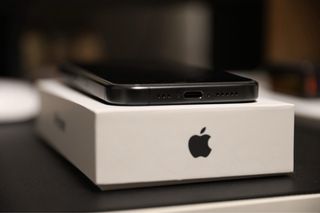 iPhone 15 Pro Negro 256GB