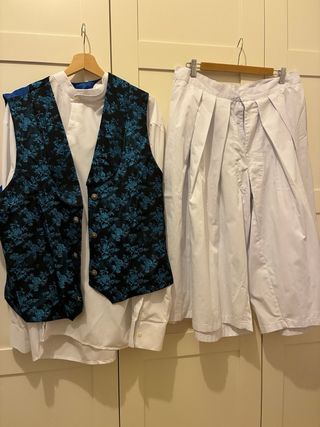 Conjunto Huertano: Camisa, Chaleco y Zaragüel