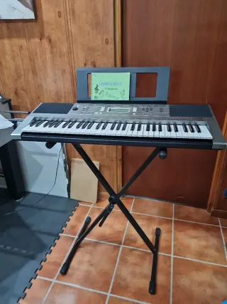 Teclado electrónico con soporte y atril