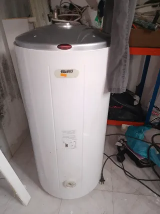 Termo Eléctrico Cointra 100L