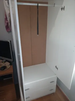 Armario juvenil blanco de 2 puertas y 2 cajones