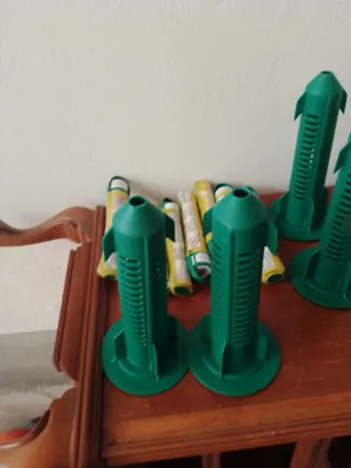 4 estacas termitas y 8 recambios insecticida