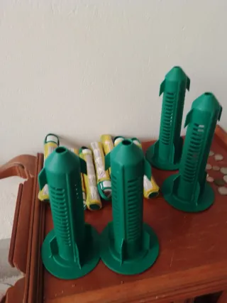 4 estacas termitas y 8 recambios insecticida