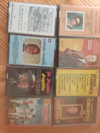 Lote 25 Cassettes Música Española