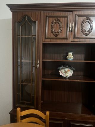 Mueble de salón de madera antiguo