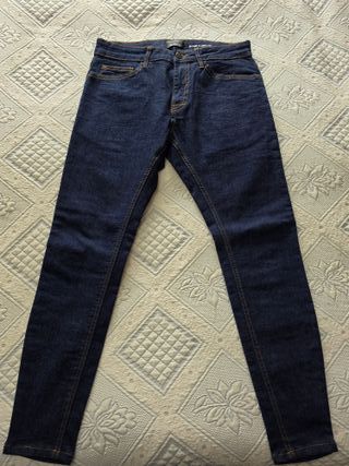 Pantalón vaquero Bershka azul