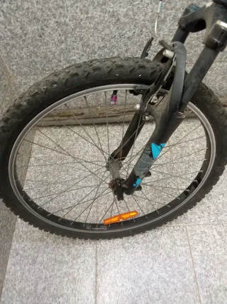 Bicicleta azul y roja