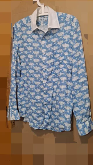 Camisa Eddy Monetti y Pedro Muñoz Azul/Blanca