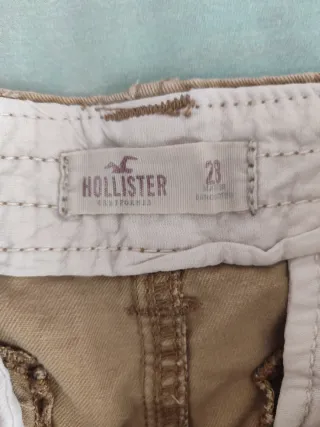 Pantalón corto Hollister beige