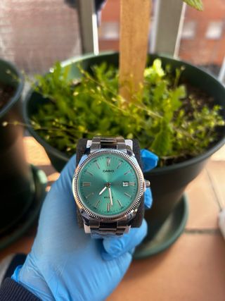 Reloj Casio Plata Cara Turquesa