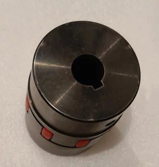 Generador imanes 12V + acoplador+ motor