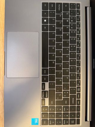 Samsung Galaxy Book 4 Intel Core i7 Gris