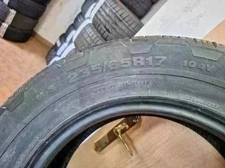 235 65 R17 104V Continental - 1 neumático sin uso