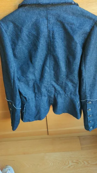 Americana entallada confección