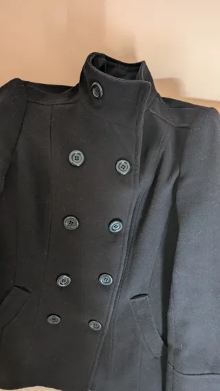 Abrigo negro talla 40