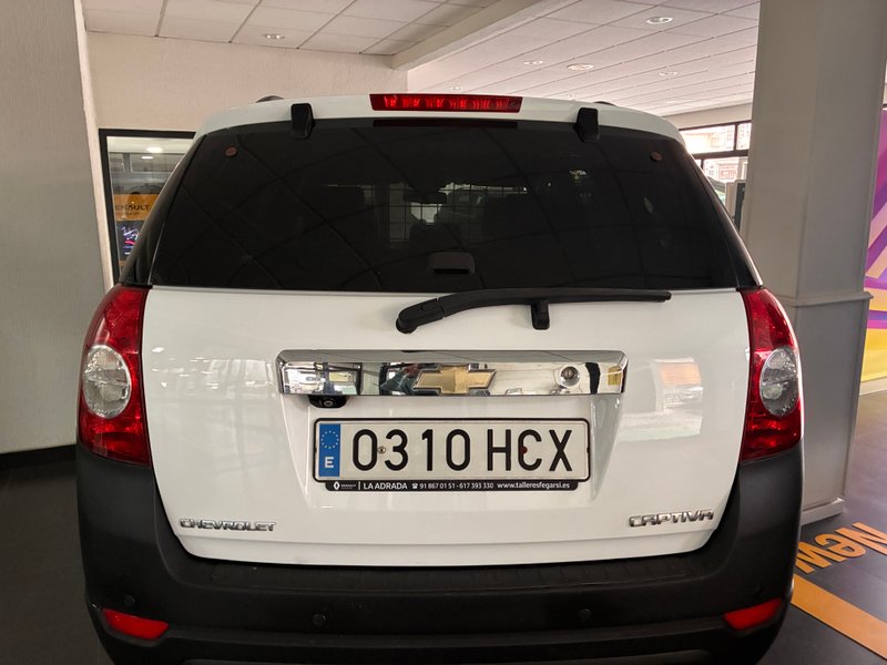 Chevrolet Captiva 2011 - foto 1