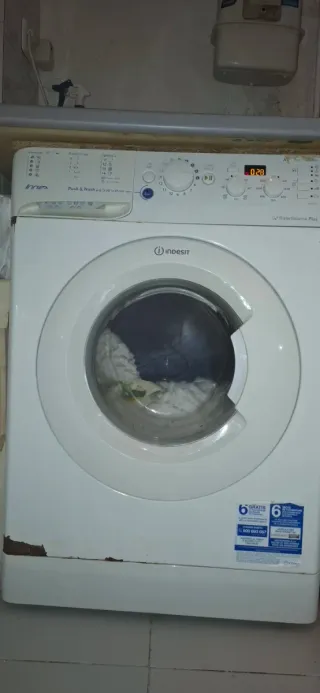 Lavadora Indesit Push & Wash